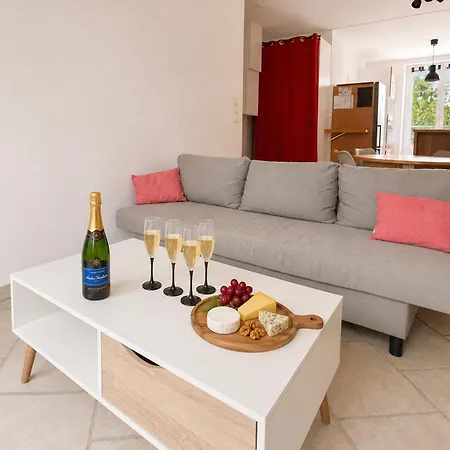 T3 Lumineux, Central, Parking & Confort Moderne Apartamento *